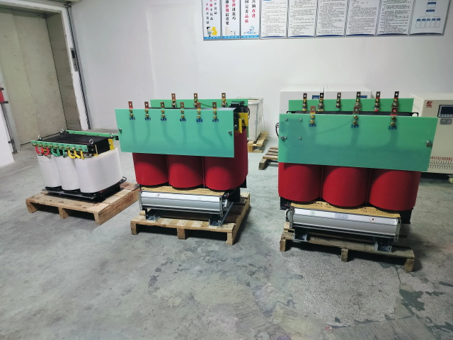 永泰KS11-1000KVA矿用变压器